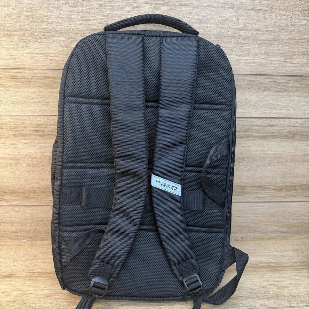 Swissdigital Design Business Travel Backpack Carry On Suitcase 2-in-1 NWT